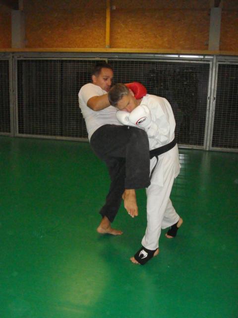 coup de genou (2)